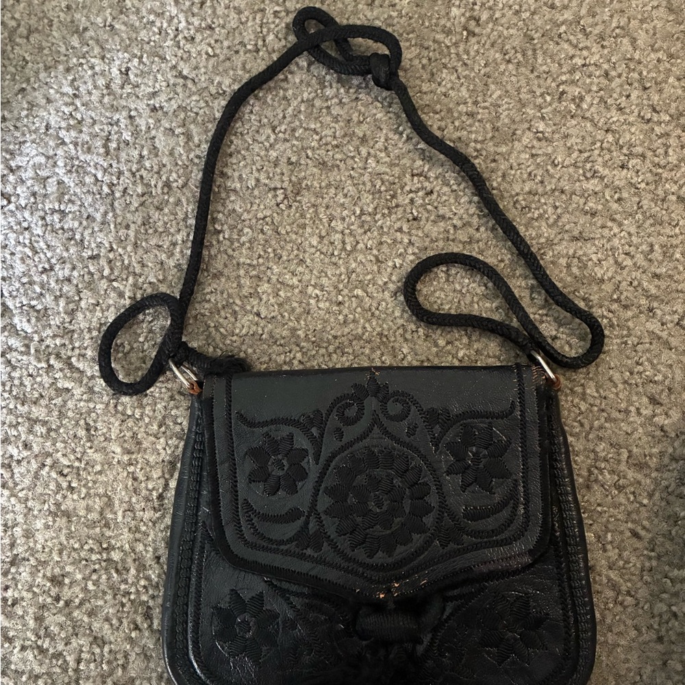 Chic Black Floral Crossbody Bag